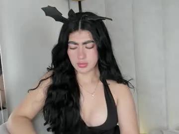 Freechat 1m_emily on Chaturbate