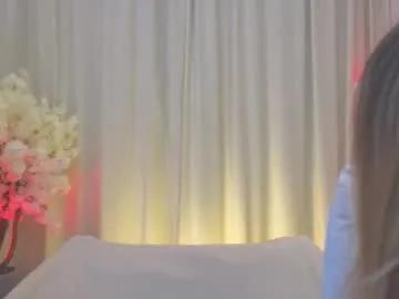 Freechat _b00bss_ on Chaturbate