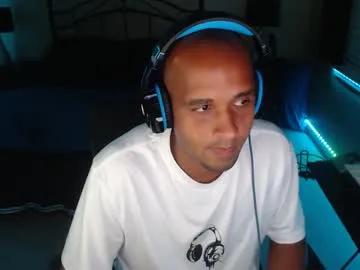 Freechat a4orce on Chaturbate