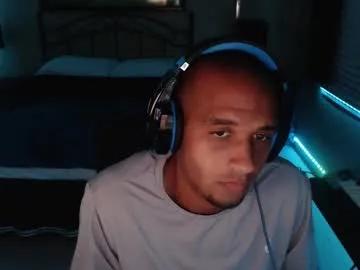 Freechat a4orce on Chaturbate