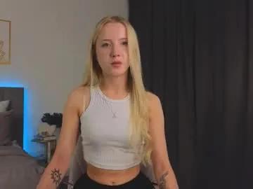 Freechat adele_armas on Chaturbate