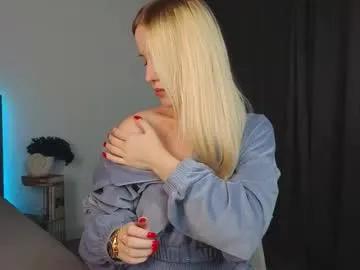 Freechat adele_armas on Chaturbate