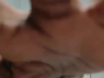 Freechat africanpetitequeen on Chaturbate