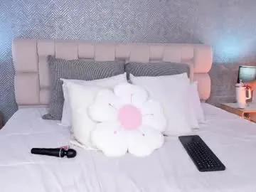 Chaturbate ah_mara is Freechat ah_mara — GOAL: MASSAGE FEET + SHOW TONGUE COME PENT ME WITH MY LEGS UP #feet #daddysgirl #18 #latina #stockings