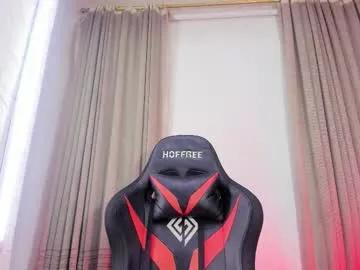 Freechat aleja_hill on Chaturbate