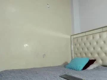 alejo_gray1 — GOAL: cum show [653 tokens remaining] Welcome to my room! #femboy #18 #teen #twink #bigcock