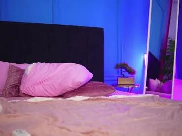 Freechat alexxisrae on Chaturbate