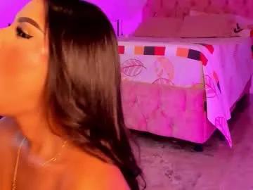 Freechat alicekiing_ on Chaturbate