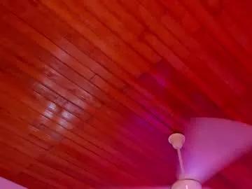 Freechat alicekiing_ on Chaturbate