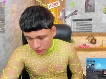 Freechat andrewpeach on Chaturbate