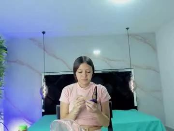 Freechat angelaa_cute on Chaturbate