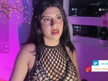 Freechat ari_bastett on Chaturbate