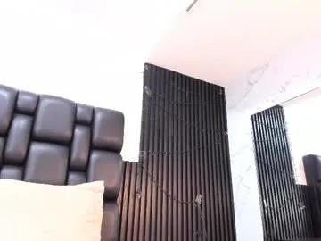 Away aurorabon on Chaturbate