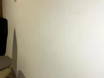 Freechat aw0052 on Chaturbate