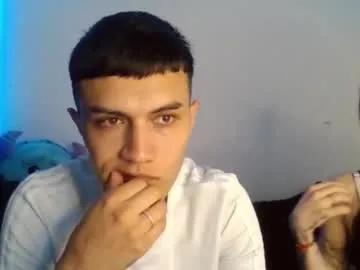 Freechat bengie_durand on Chaturbate