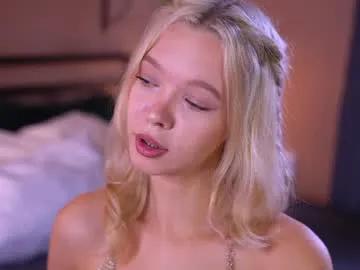 Freechat boobybliss on Chaturbate