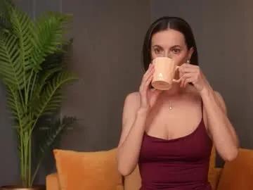 Freechat calliadesigner on Chaturbate