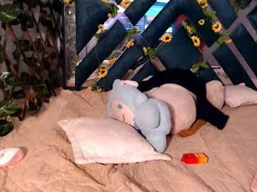 Freechat charly_evans60 on Chaturbate