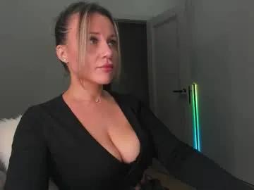 Freechat cometoseeme_ on Chaturbate