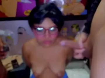 Freechat couple_hot2001 on Chaturbate