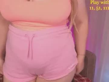 Freechat cute_darina on Chaturbate