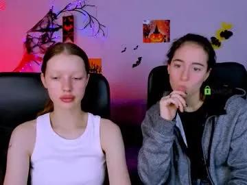 Freechat daisy_baby_ on Chaturbate