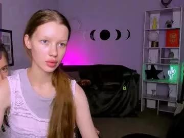 Freechat daisy_baby_ on Chaturbate