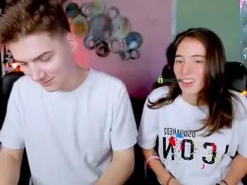 Freechat daisy_baby_ on Chaturbate