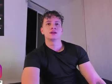 Away derekolsen_ on Chaturbate