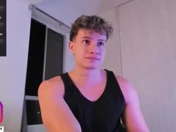 Away derekolsen_ on Chaturbate