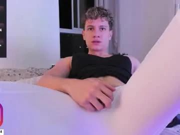 Away derekolsen_ on Chaturbate