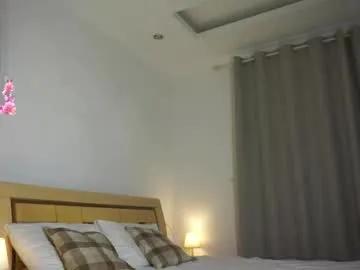 Freechat do_you_luv_me on Chaturbate