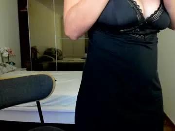 Freechat dulceys on Chaturbate