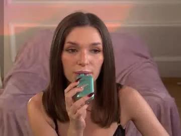 e_vvv_a on Chaturbate 