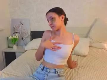 Freechat ebonyleibenstein on Chaturbate