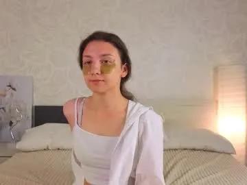 Freechat ebonyleibenstein on Chaturbate