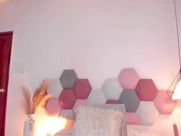 Freechat emilyywatson on Chaturbate