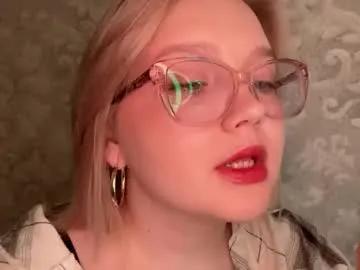 Freechat eva_kittenn on Chaturbate