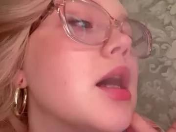 Freechat eva_kittenn on Chaturbate