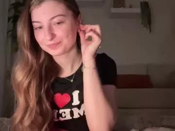 Freechat fantasyella on Chaturbate