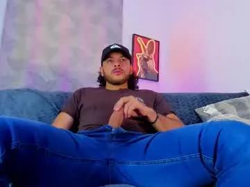 favid95 — CUMMM   #new #hairy #foreskin #uncut #bigballs [2493 tokens remaining]