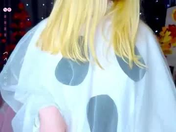 Freechat flaircorell on Chaturbate