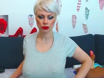 Freechat forever_barbie on Chaturbate