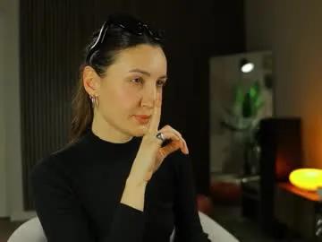 Freechat g_ia on Chaturbate