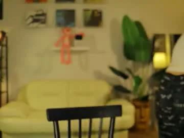 Freechat g_ia on Chaturbate