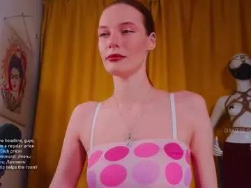 Freechat giantess_eva on Chaturbate
