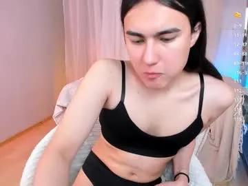 Freechat heyalena on Chaturbate