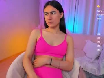 Freechat heyalena on Chaturbate