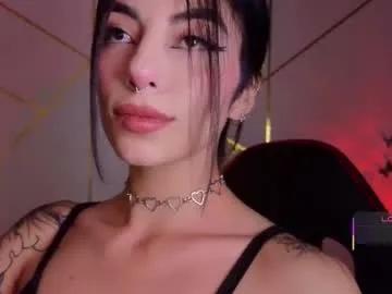 Private hollyxx_ on Chaturbate