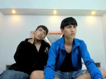 Freechat hoot_booys_ on Chaturbate